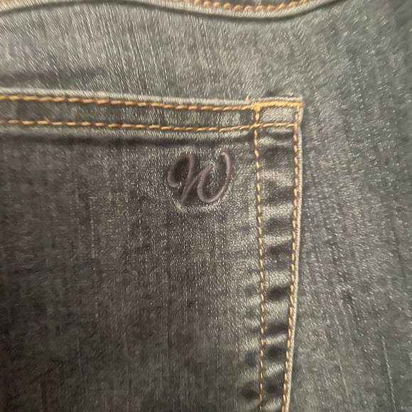 Women's W62 Westport Classic Fit Straight Denim Jeans - Picture 5 of 6
